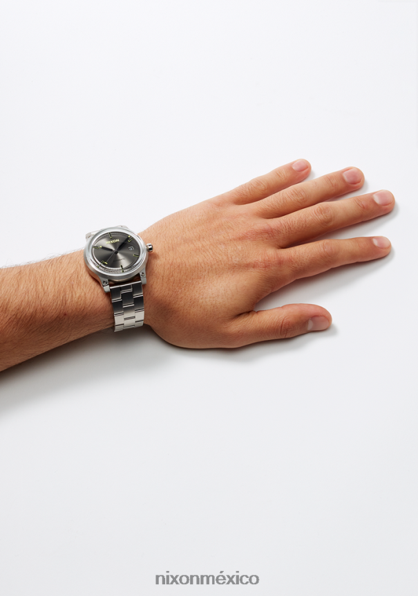 Nixon 5to elemento Z2VL2N135 mirar negro