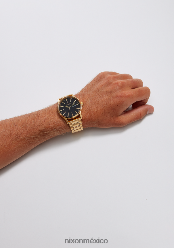 Nixon centinela de acero inoxidable Z2VL2N4 mirar todo dorado/negro