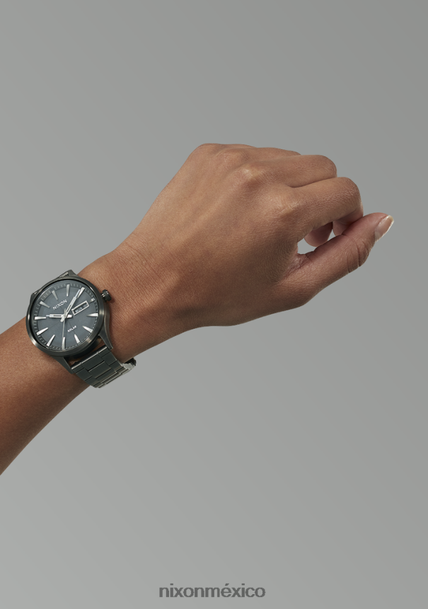 Nixon centinela solar de acero inoxidable Z2VL2N98 mirar bronce