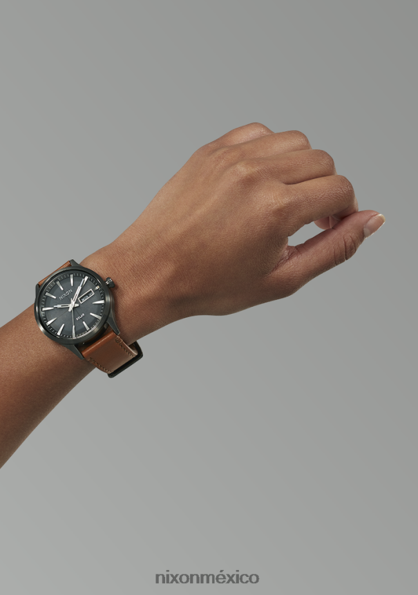 Nixon cuero solar centinela Z2VL2N93 mirar bronce