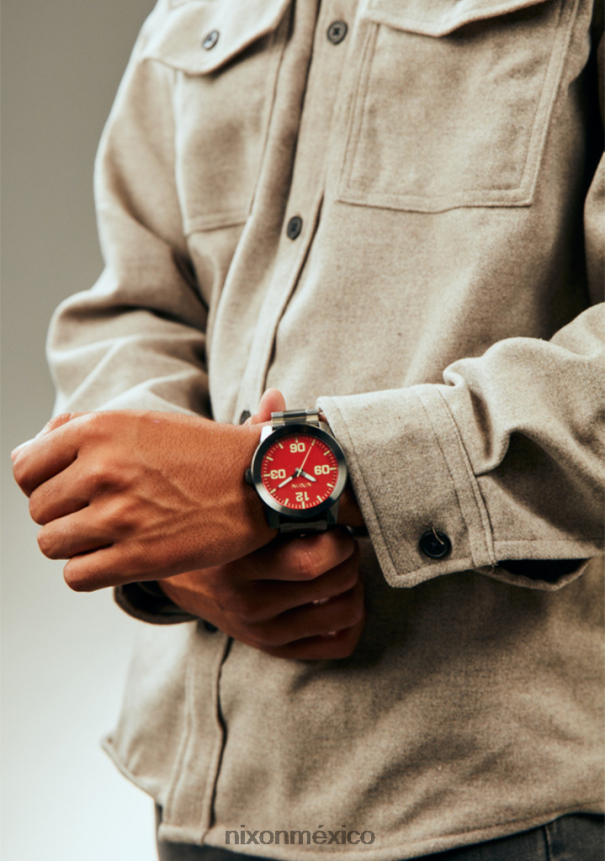Nixon cuerpos de acero inoxidable Z2VL2N69 mirar rojo/bronce