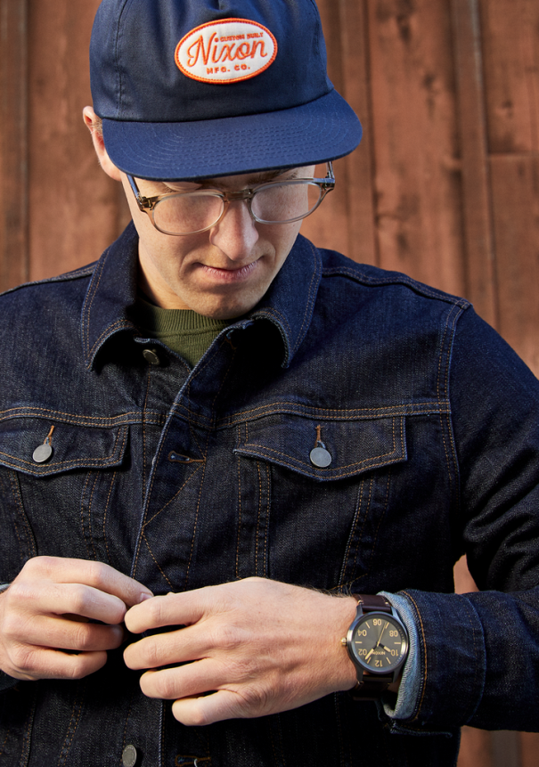 Nixon patrulla de cuero Z2VL2N104 mirar bronce/oro