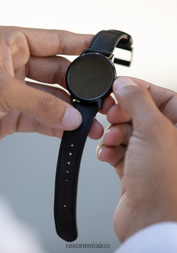 Nixon portero de cuero Z2VL2N61 mirar todo negro