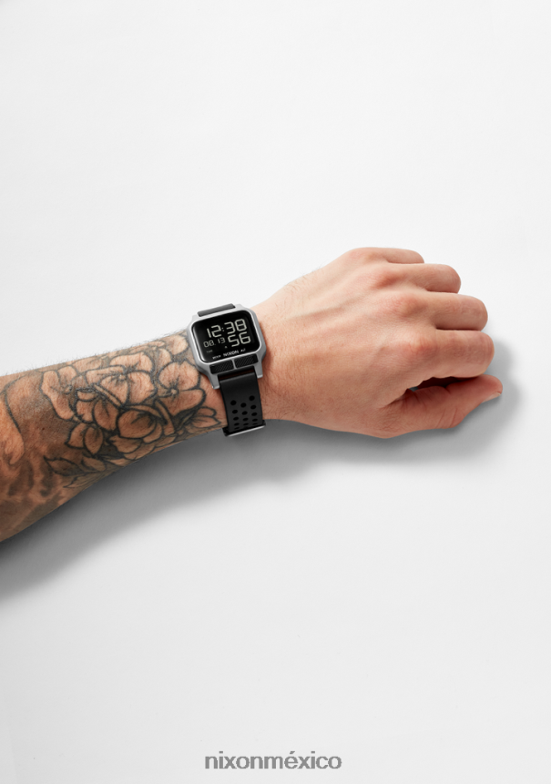 Nixon calor Z2VL2N162 mirar plata