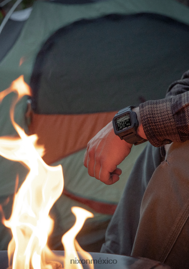 Nixon expedición regulus Z2VL2N170 mirar todo negro