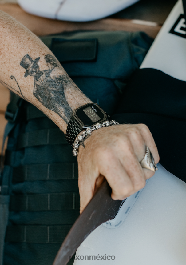 Nixon repetición Z2VL2N148 mirar negro